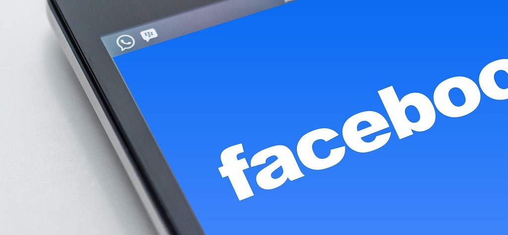Facebook: Social Media Reaction Trails Facebook Plans To Change Name