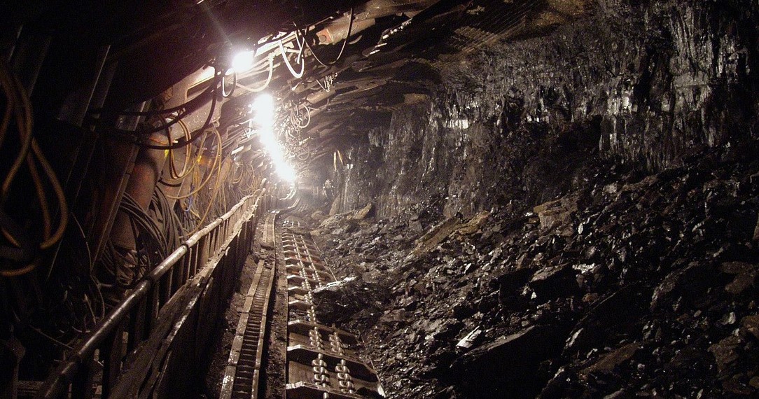 BlackRock To Intervene In Coal Company Strike: Senators Made Request To Larry Fink