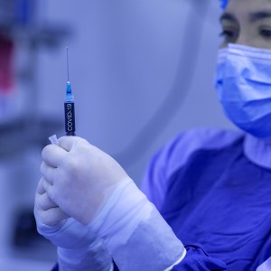 Covid-19 Vaccine Booster Shot Cuts Omicron Death Risk by 95%, U.K. Study Shows